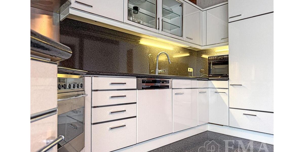 Panorama Workspace - Lichtdurchflutete Gewerbeeinheit mit praktischen Räumen zimmer