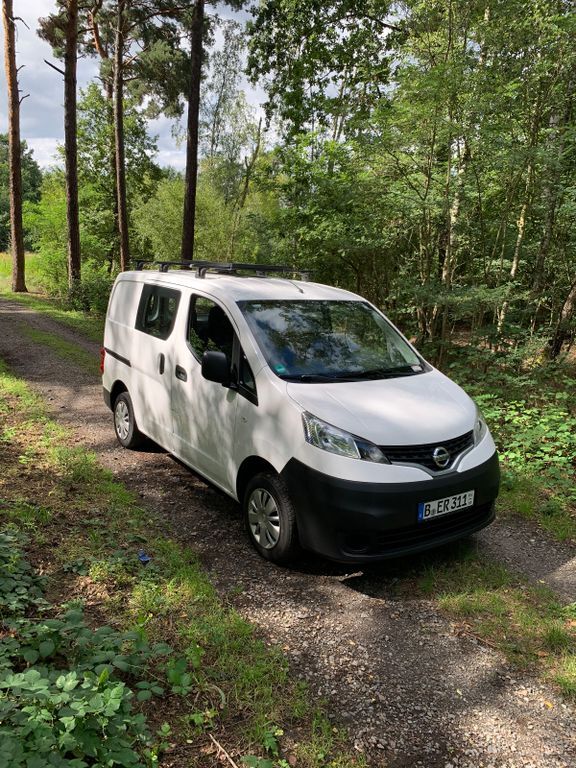 NV200