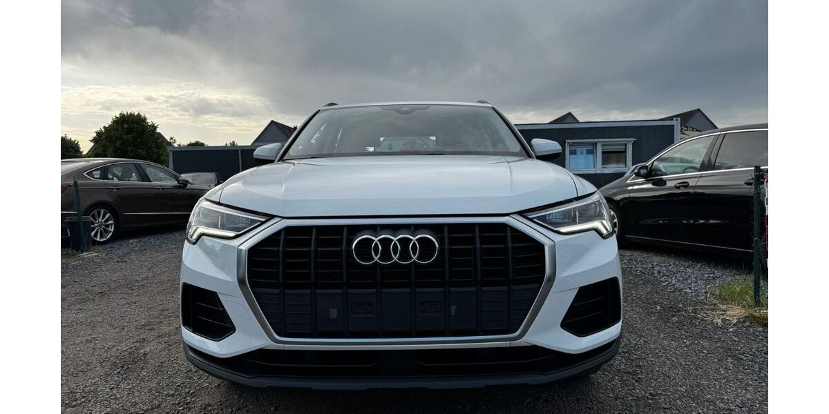 Audi Q3 157.642 km 19.999 &euro; Blankenfelde-Mahlow 15831