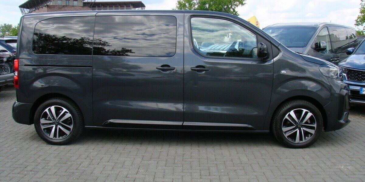 Citroen Spacetourer 180 Plus M, AHK LED Kamera180º 8 Sitze 5.882 km 37.980 &euro; Falkensee 14612