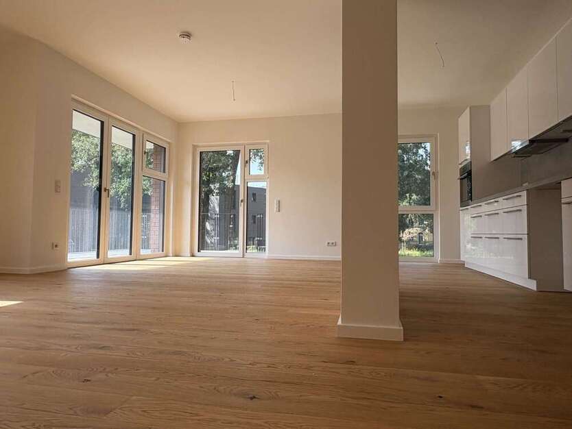 Wohnung zum Mieten in Berlin 2.158,98 € 121.48 m²