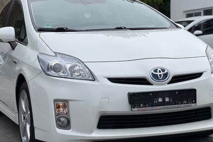 Toyota Prius 124.893 km 10.600 &euro; Berlin 12351