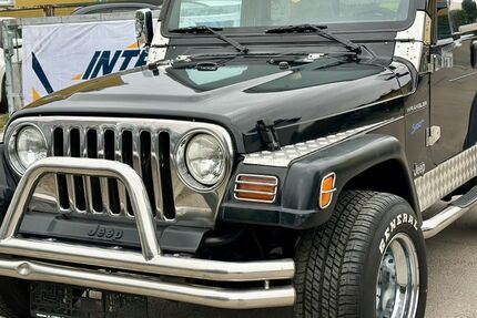 Jeep Wrangler 148.000 km 9.999 &euro; Berlin 12307