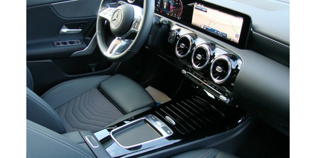 Mercedes-Benz A 200 d Urban Progressive DISTRONIC Pro LED Kamera 6.381 km 30.980 &euro; Falkensee 14612