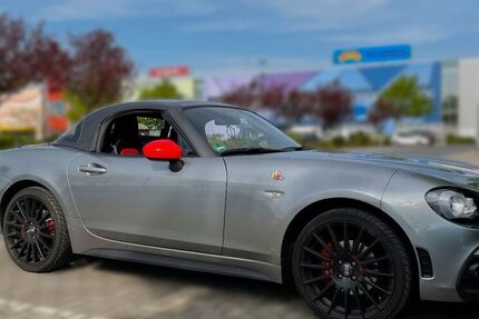 Abarth 124 Spider