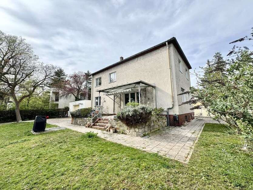 Haus zum Kaufen in Berlin 870.000 € 192 m²