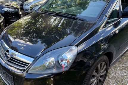 Opel Zafira 270.000 km 1.450 &euro; Mahlow 15831