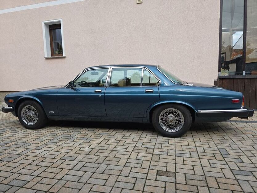 XJ6