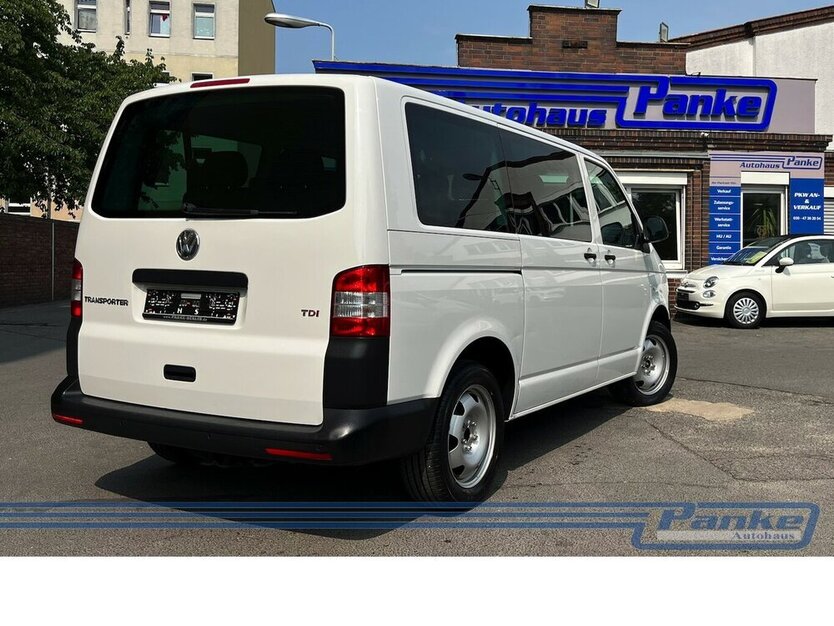 T5 Transporter Kombi 1. Hand 8 sitzer