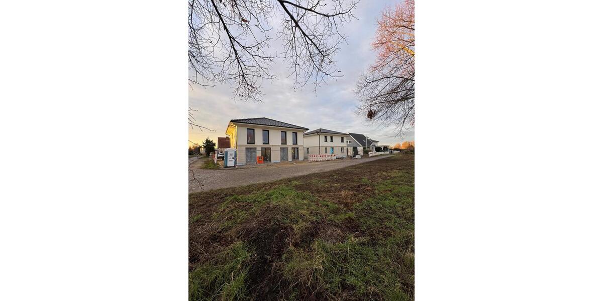 Dachgeschoßwohnung Ketzin - 2 Zimmer, 83 m&sup2;, 1.300&euro; | Angebot:25232696