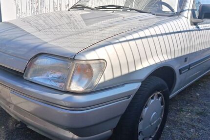 Ford Fiesta 52.300 km 1.450 € Potsdam 14482