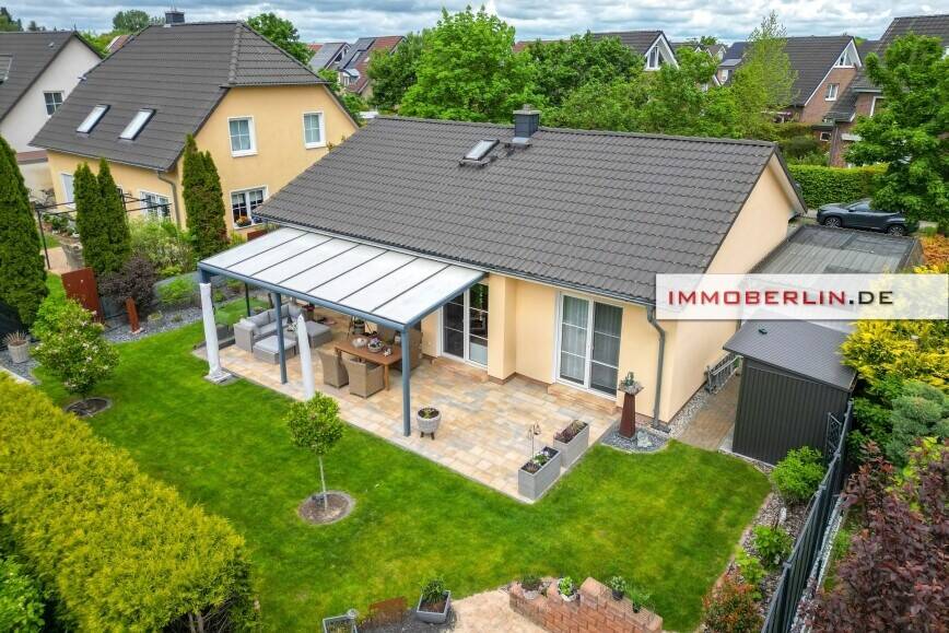 Bungalow Teltow - 3 Zimmer, 100 m&sup2;, 699.000&euro; | Angebot:26796033