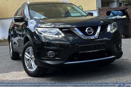 Nissan X-Trail 162.570 km 10.990 &euro; Berlin - Pankow 13187