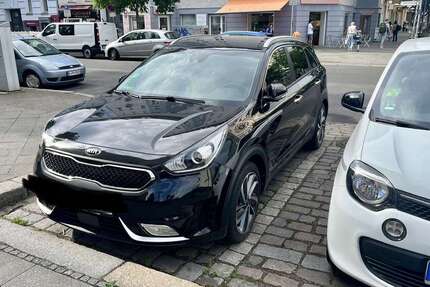 Kia Niro 58.000 km 16.000 &euro; Berlin 10627