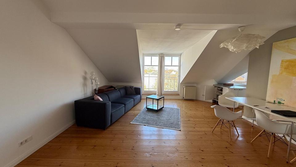 Dachgeschoßwohnung Berlin Neukölln - 2 Zimmer, 70 m&sup2;, 1.050&euro; | Angebot:26250553