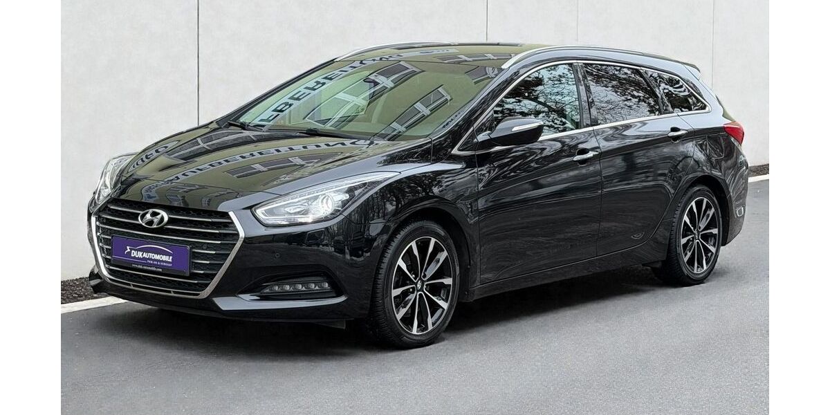 Hyundai i40 132.817 km 12.499 &euro; Berlin 13089