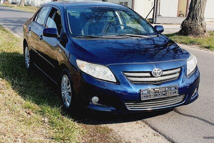 Toyota Corolla 175.688 km 2.800 € Berlin 13629