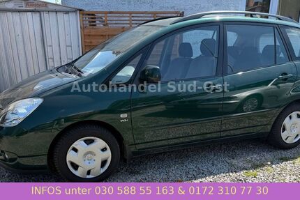 Toyota Corolla Verso 157.001 km 3.480 &euro; Berlin 12555