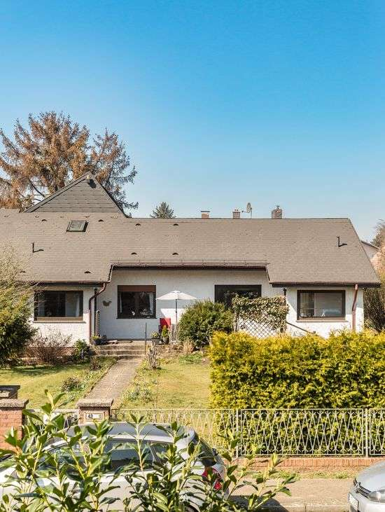 Haus zum Kaufen in Berlin 1.480.000 € 348.24 m²