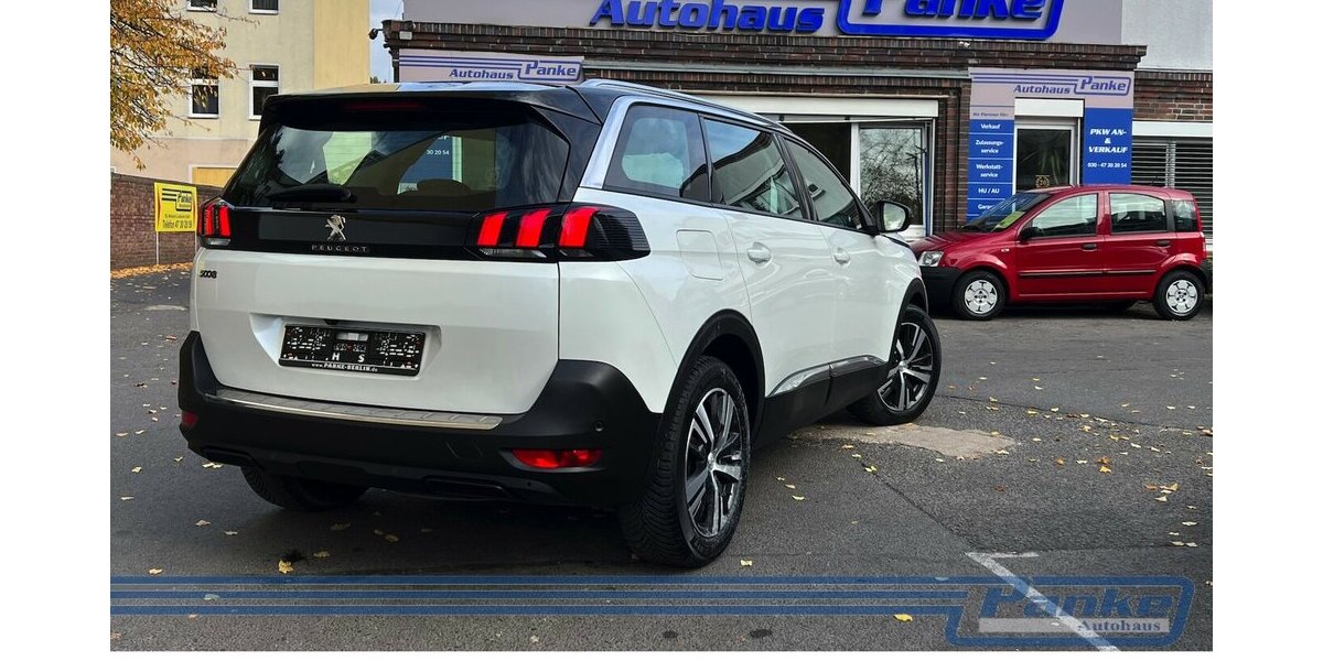 Peugeot 5008 Allure*F+R-Cam*7-Sitz*digital*SHZ*Navi* 157.316 km 14.990 &euro; Berlin 13187