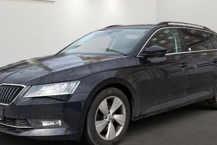 Skoda Superb 175.352 km 9.899 &euro; Berlin 12681