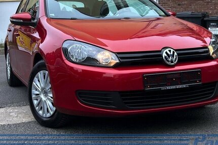 VW Golf Trendline 1.4*2Hand*8Reifen*Klima*Zahnriem 157.606 km 4.990 € Berlin 13187