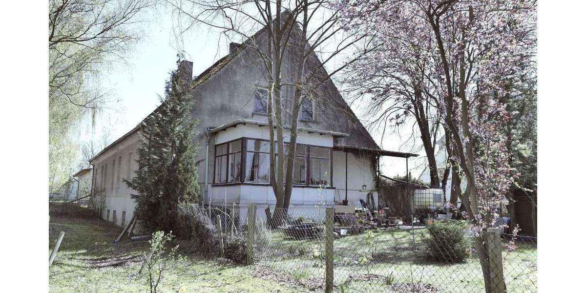 Einfamilienhaus Nauen - 10 Zimmer, 215 m&sup2;, 390.000&euro; | Angebot:26363717