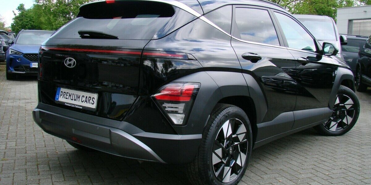 Hyundai Kona 1.6 T-GDI Prime ACC LED BOSE AHK Schiebedach 53.065 km 26.980 &euro; Falkensee 14612