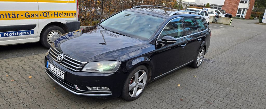 VW Passat 309.000 km 6.999 € Berlin 12105