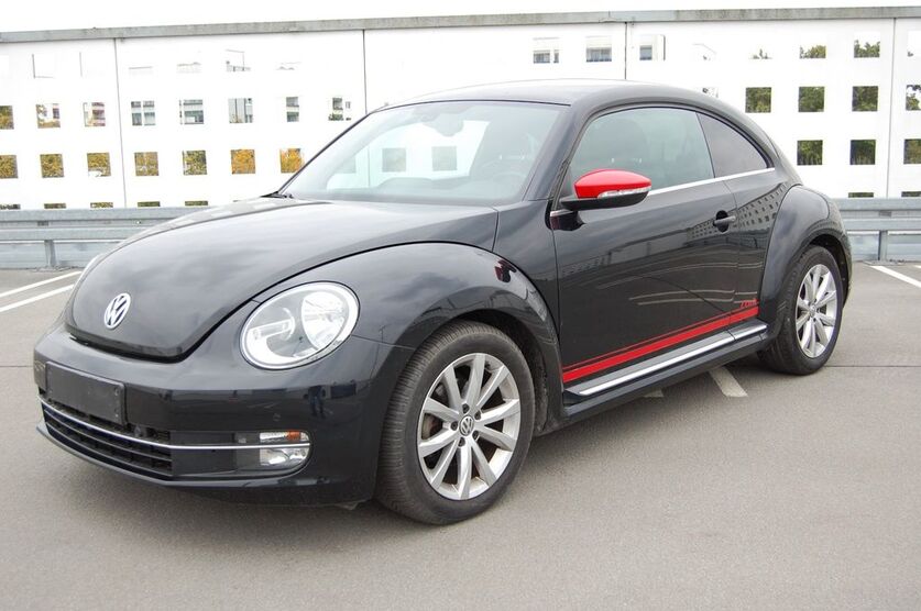 VW Beetle 72.600 km 11.600 € Berlin 13435
