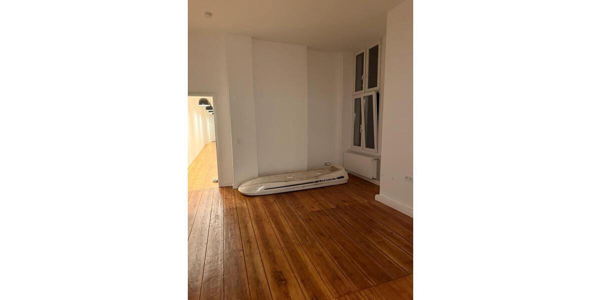 Etagenwohnung Berlin Friedrichshain-Kreuzberg - 5 Zimmer, 175 m&sup2;, 3.000&euro; | Angebot:27677339