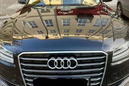 Audi A8 155.000 km 18.000 &euro; Berlin 13359