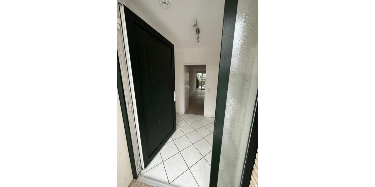 Reihenhaus Kleinmachnow - 4.5 Zimmer, 120 m&sup2;, 1.980&euro; | Angebot:22590554