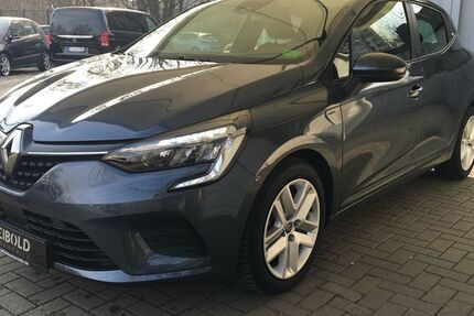 Renault Clio 16.893 km 16.980 &euro; Berlin 10315