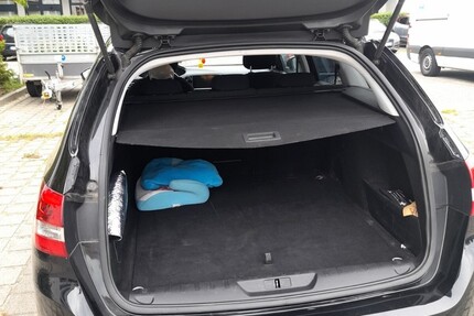 Peugeot 308 217.000 km 8.150 € Berlin 10178