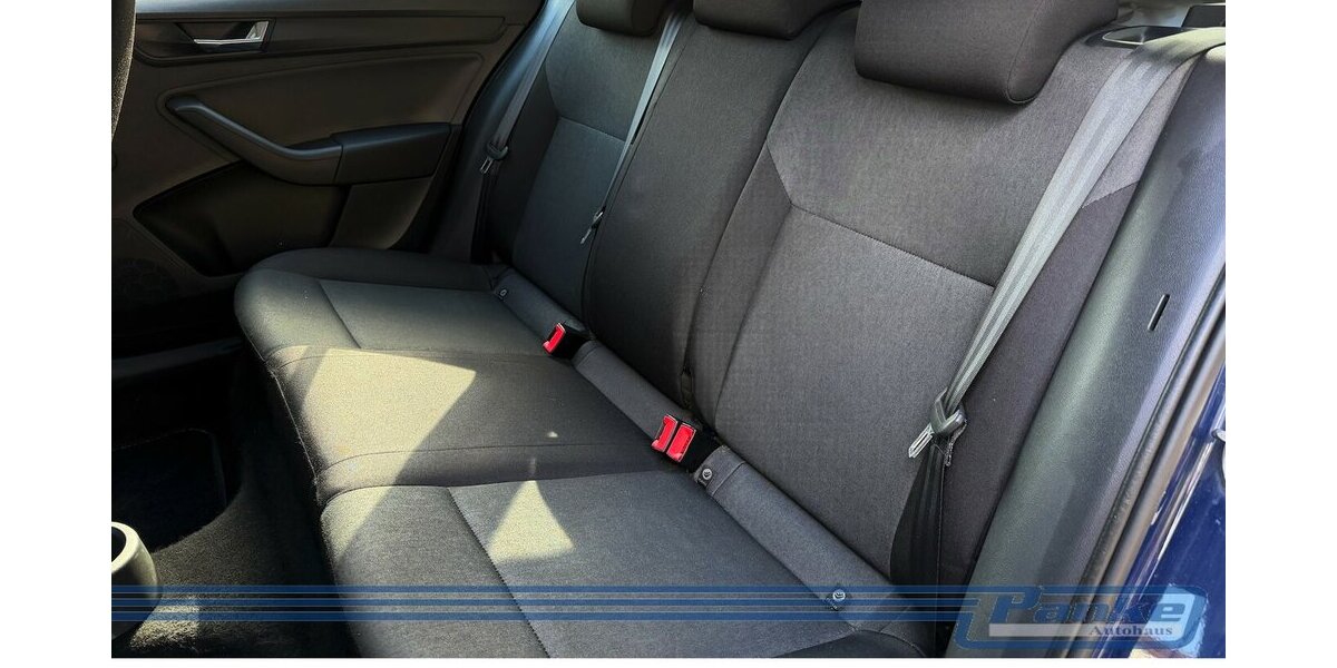 Skoda Rapid Cool*SHZ*PDC*Klima*USB*Touch*1-Hand* 93.530 km 9.480 &euro; Berlin 13187