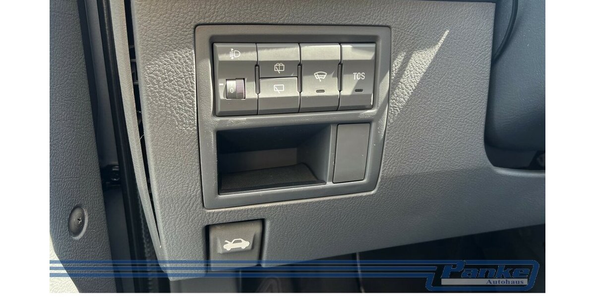 Kia Carens 2.0 16V EX Van*SchiebeD.*Klima*PDC*Bluet* 109.096 km 1.100 € Berlin 13187