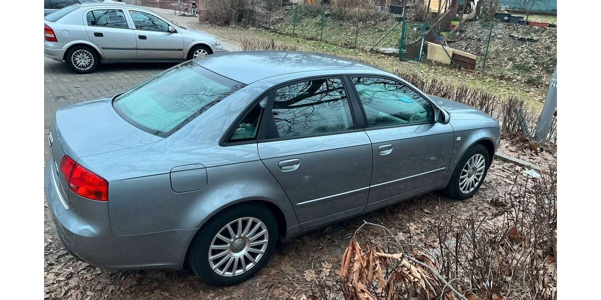 Audi A4 166.000 km 5.700 &euro; Berlin 12105