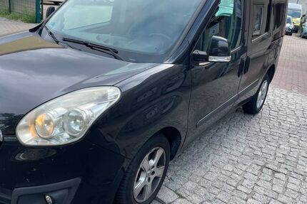 Opel Combo 205.782 km 2.750 &euro; Berlin 13409