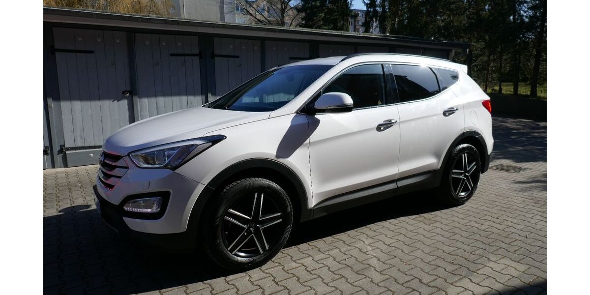 Hyundai SANTA FE 124.628 km 14.950 &euro; Berlin-Tempelhof 12105