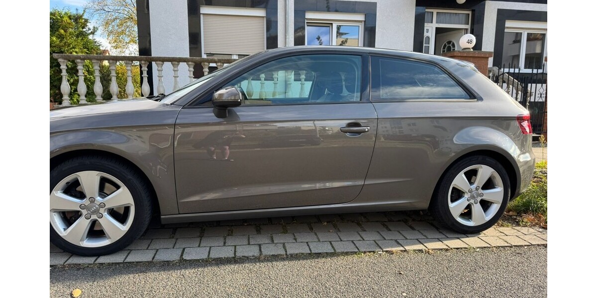 Audi A3 180.000 km 8.000 € Berlin 10178