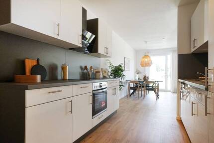 Wohnung Berlin Siemensstadt - 3 Zimmer, 93 m&sup2;, 1.576&euro; | Angebot:26857263