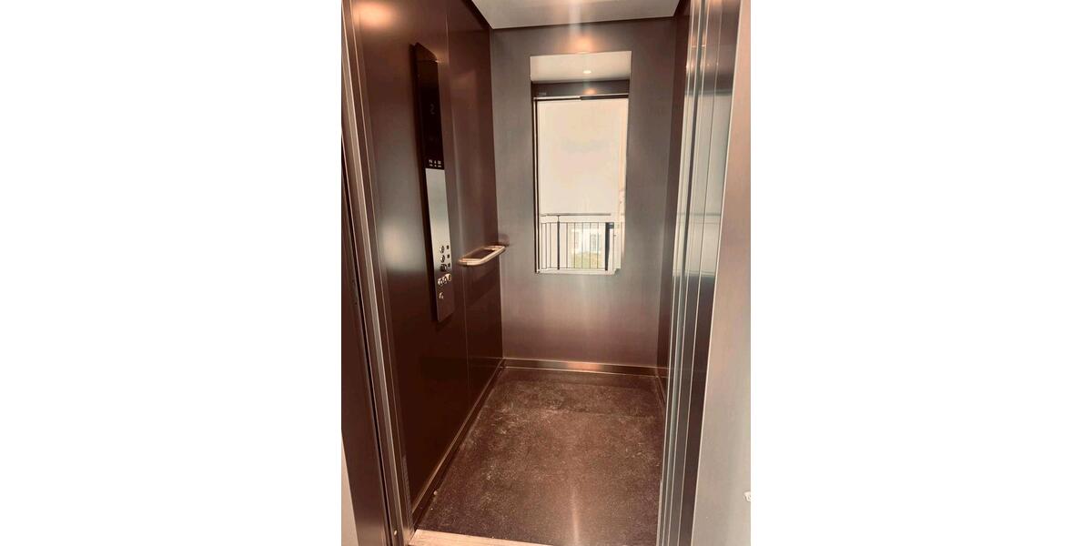 Dachgeschoßwohnung Nauen - 2 Zimmer, 68 m&sup2;, 1.181&euro; | Angebot:26653090