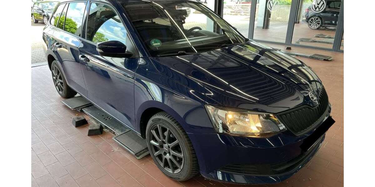 Skoda Fabia 95.097 km 7.990 &euro; Berlin 12347