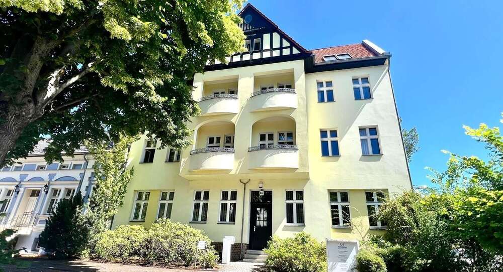 Büro in Hennigsdorf 2.521,44 € 157.87 m² zimmer