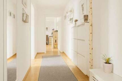 Wohnung zum Kaufen in Hennigsdorf 215.000 € 69.43 m² 2 zimmer