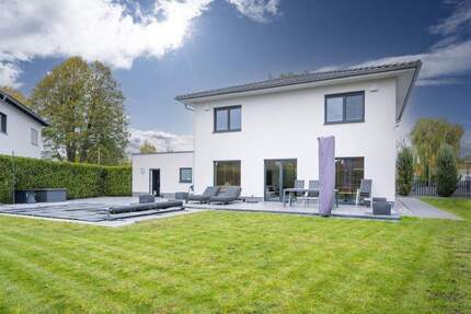 EXKLUSIVES EINFAMILIENHAUS+5 ZIMMER+2 BÄDER+POOL+DOPPELGARAGE+ENERGIE A (+)+ 5 zimmer