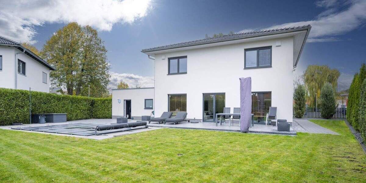 EXKLUSIVES EINFAMILIENHAUS+5 ZIMMER+2 BÄDER+POOL+DOPPELGARAGE+ENERGIE A (+)+ 5 zimmer