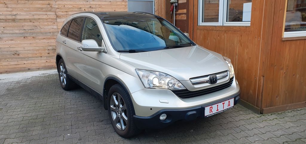 Honda CR-V 138.684 km 9.980 &euro; Berlin 10627