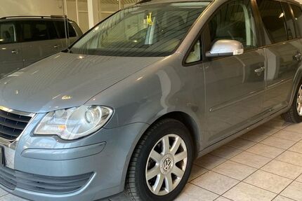 VW Touran 179.000 km 5.950 &euro; Berlin 12349